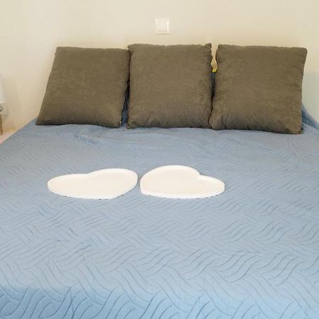 Stema Seaside Apartments Гуве Экстерьер фото