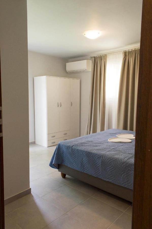 Stema Seaside Apartments Гуве Экстерьер фото
